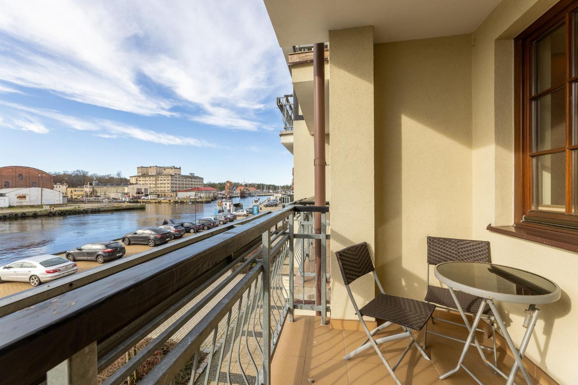 Apartamenty Baltyckie - Bulwar Portowy - Widok Na Port, Centrum, Najlepsza Lokalizacja W Ustce Ustka Exteriör bild