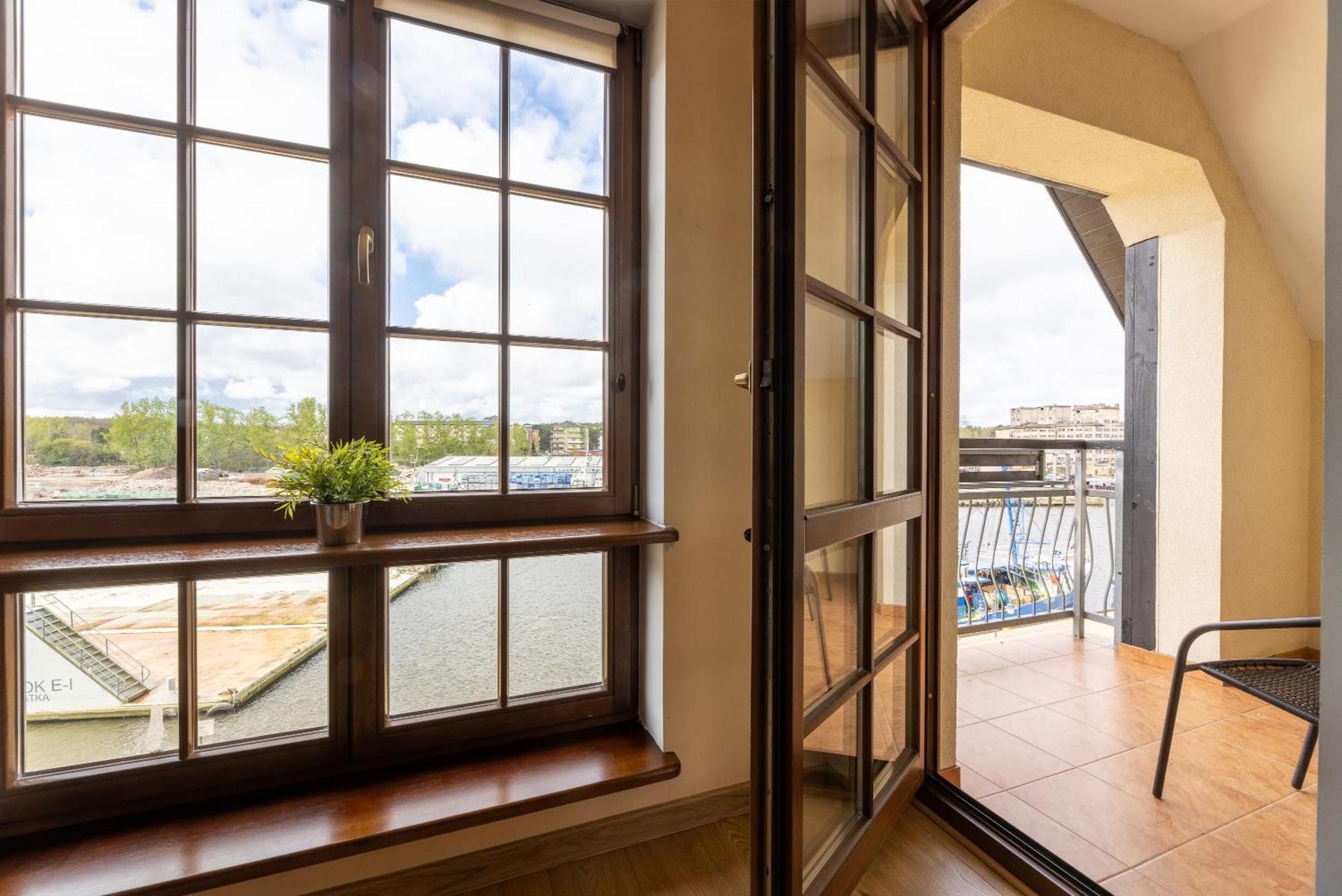 Apartamenty Baltyckie - Bulwar Portowy - Widok Na Port, Centrum, Najlepsza Lokalizacja W Ustce Ustka Exteriör bild