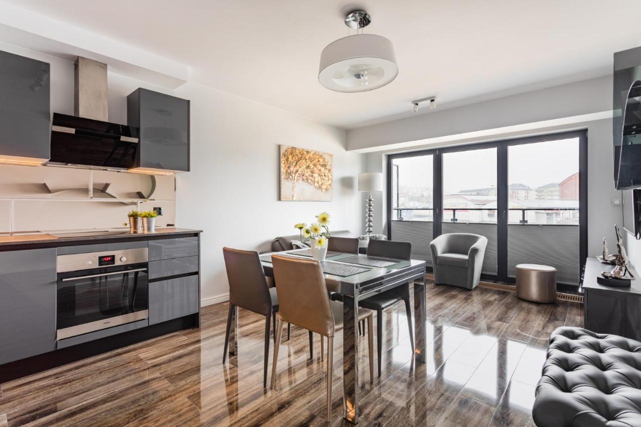 Apartamenty Baltyckie - Bulwar Portowy - Widok Na Port, Centrum, Najlepsza Lokalizacja W Ustce Ustka Exteriör bild